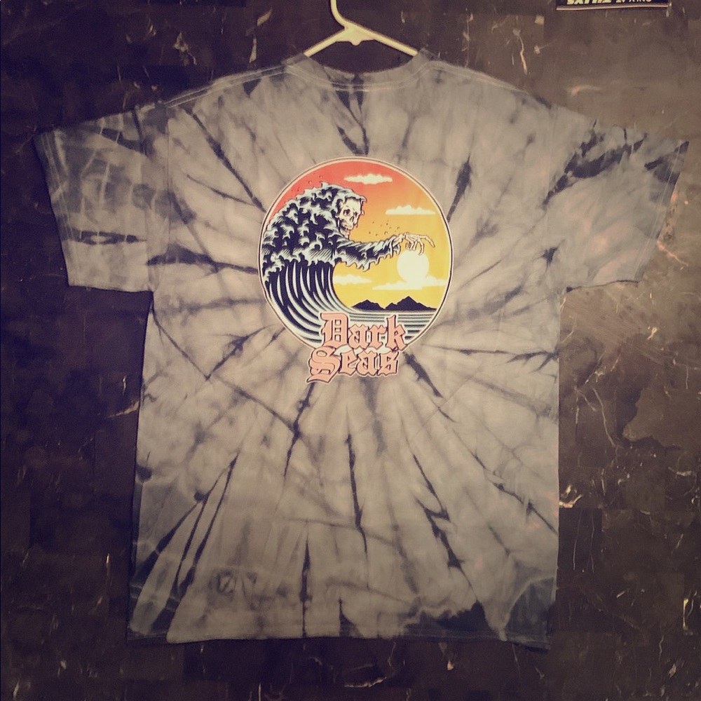 sant cruz shirt colors/black,gray,orange